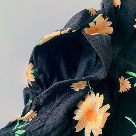 Old Navy Girl Floral Tiered Dress With Pockets M 8 Years - Picture 3 of 5